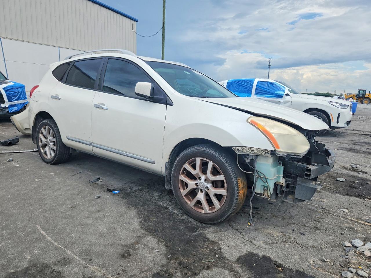 Nissan Rogue S