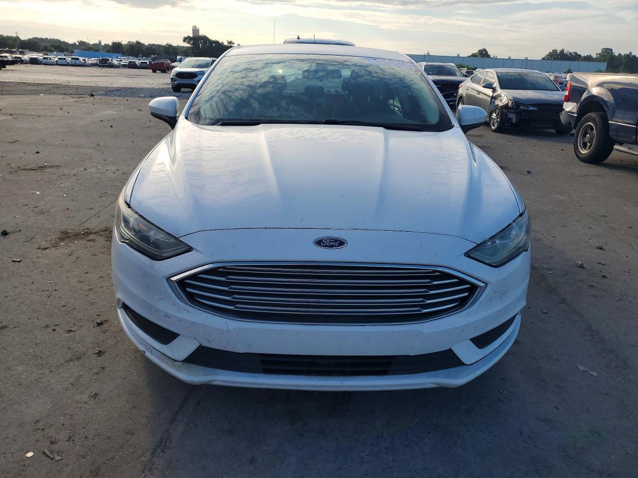 Ford Fusion Se Hybrid