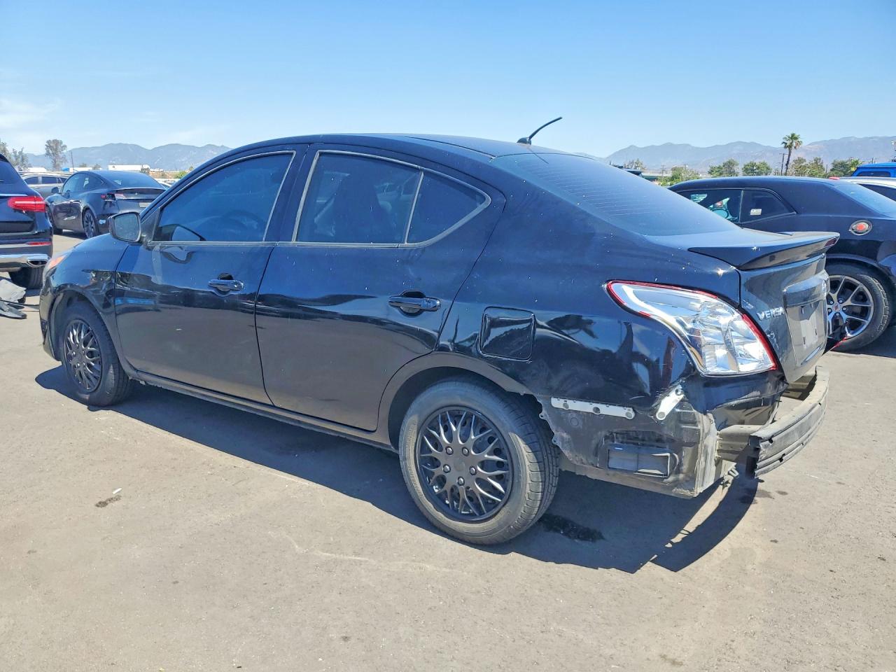 Nissan Versa S Plus