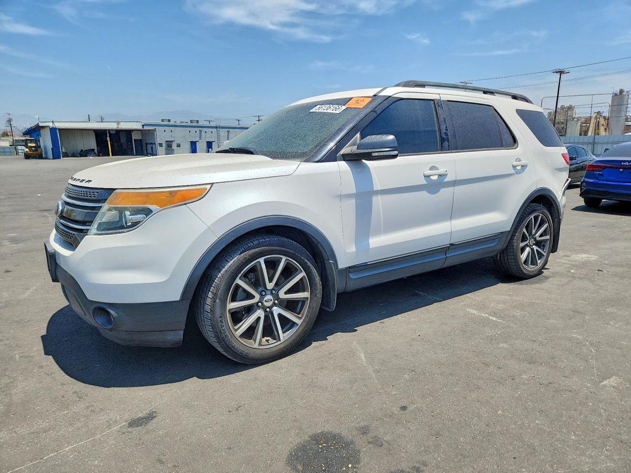Salvage Ford Explorer Image