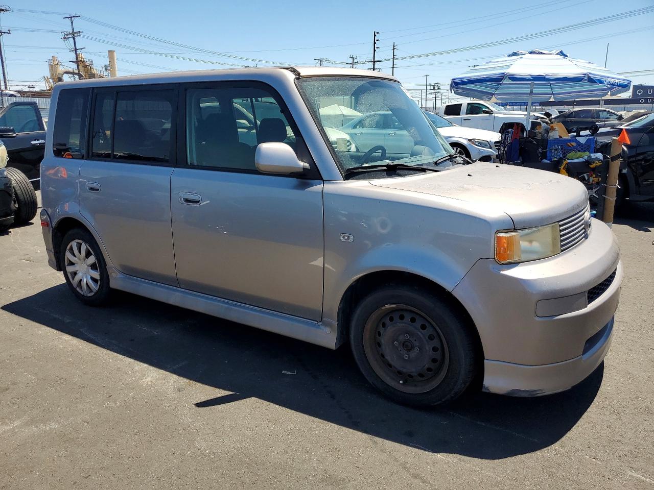 Toyota Scion Xb