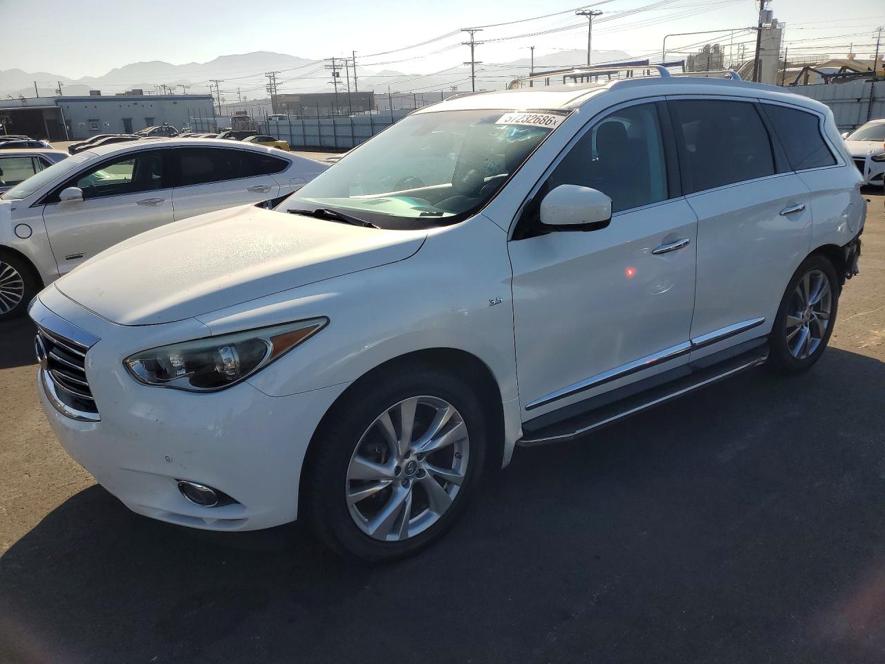 Salvage INFINITI Qx Image