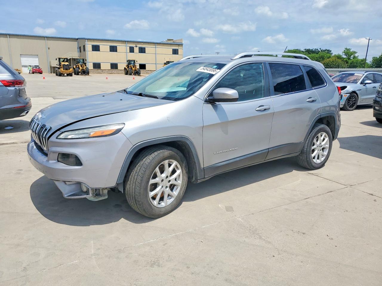 Salvage Jeep Grand Cherokee Image