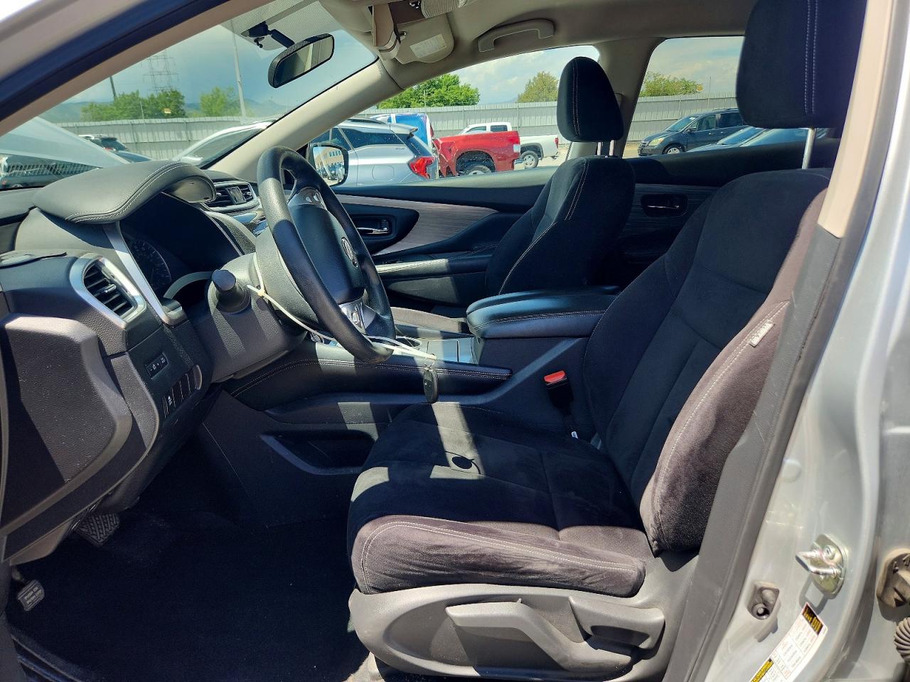 Nissan Murano S