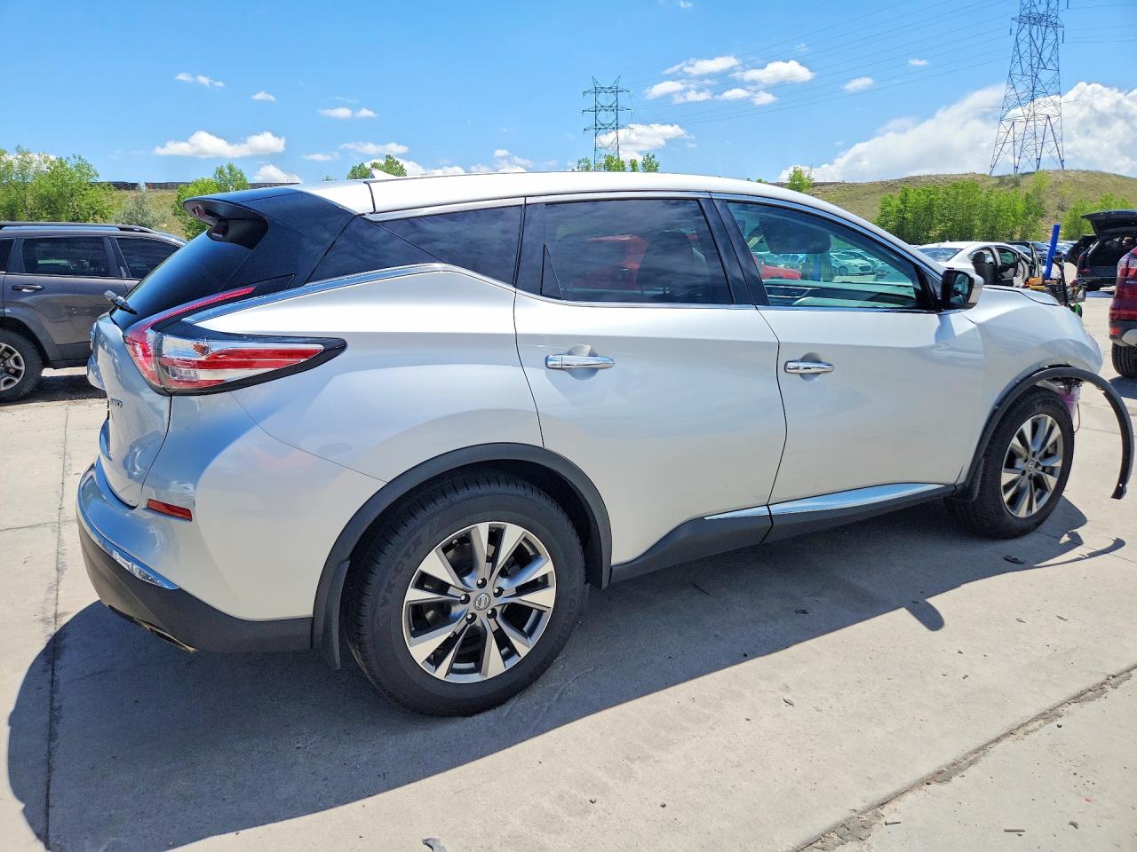 Nissan Murano S