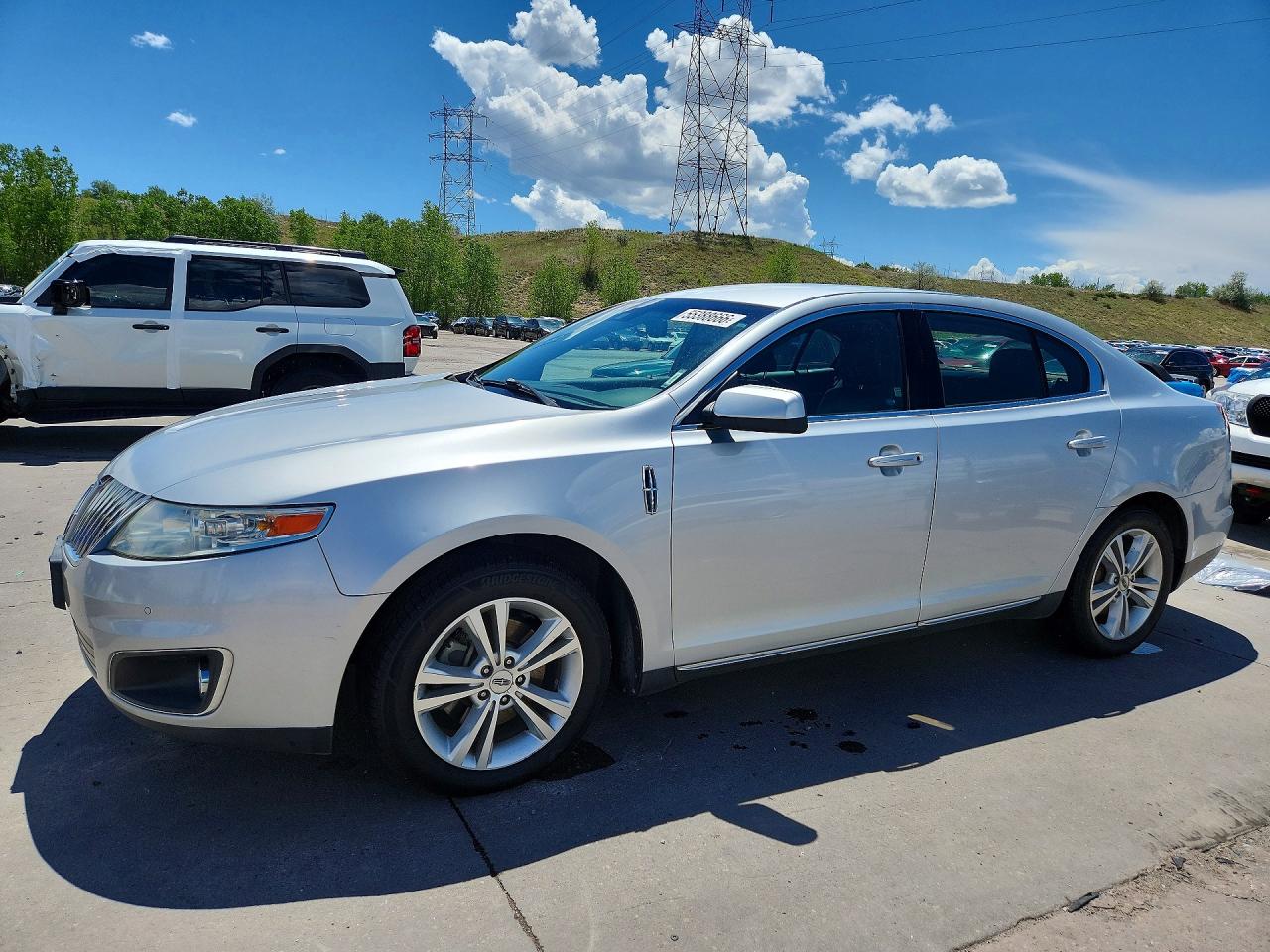 Salvage Lincoln MKS Image
