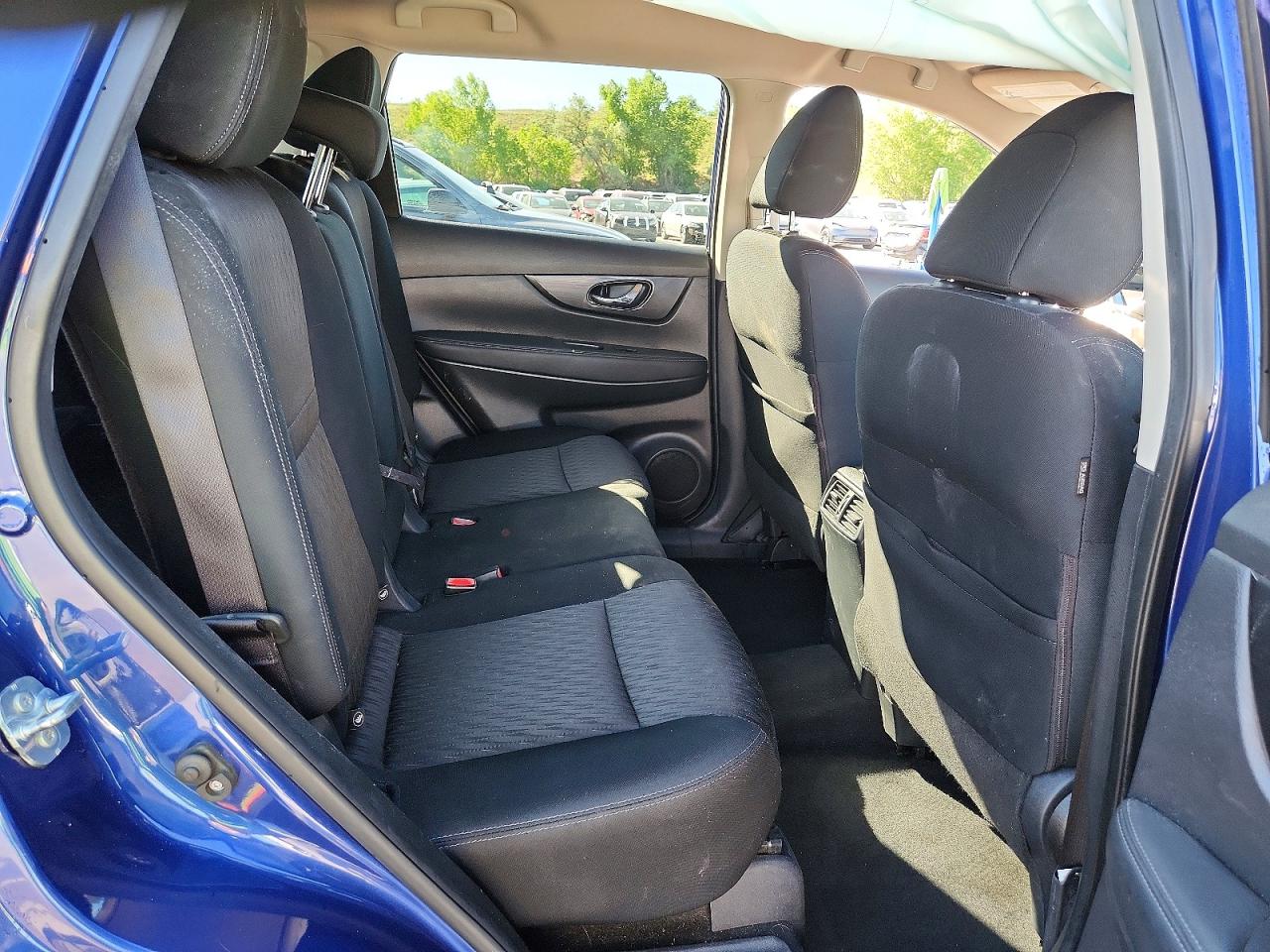 Nissan Rogue Sv