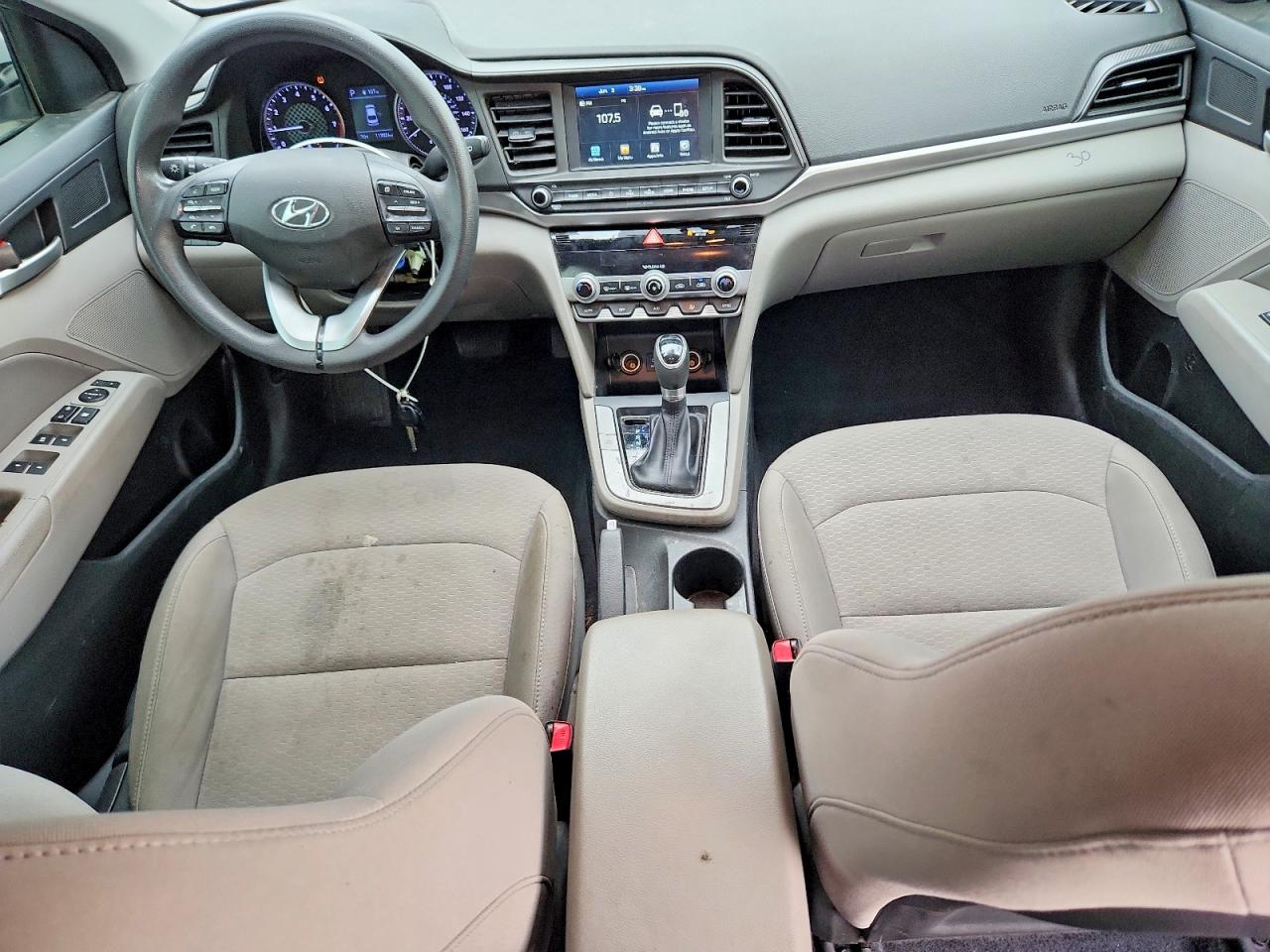 Hyundai ELANTRA Sel