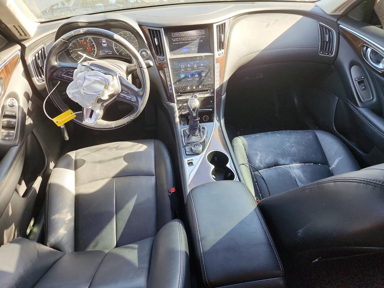 INFINITI Q50 3.0t L 3.0t Luxe