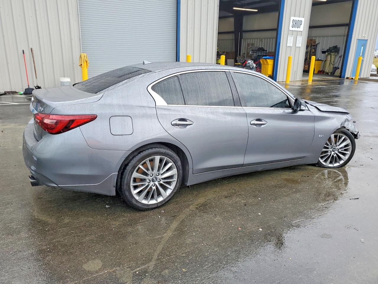 INFINITI Q50 3.0t L 3.0t Luxe