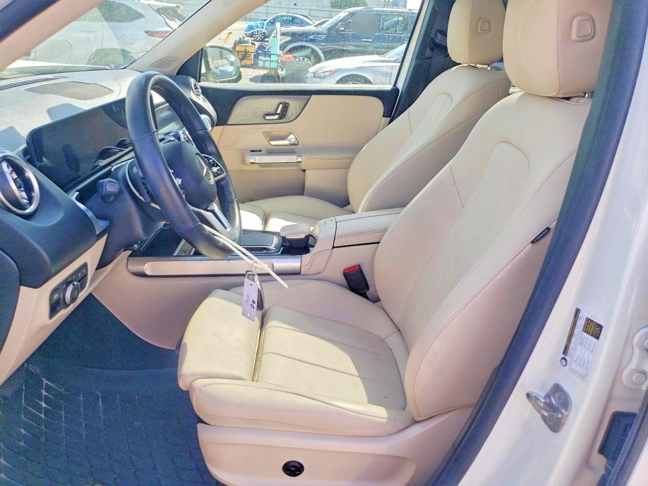 Mercedes-Benz GLB 250