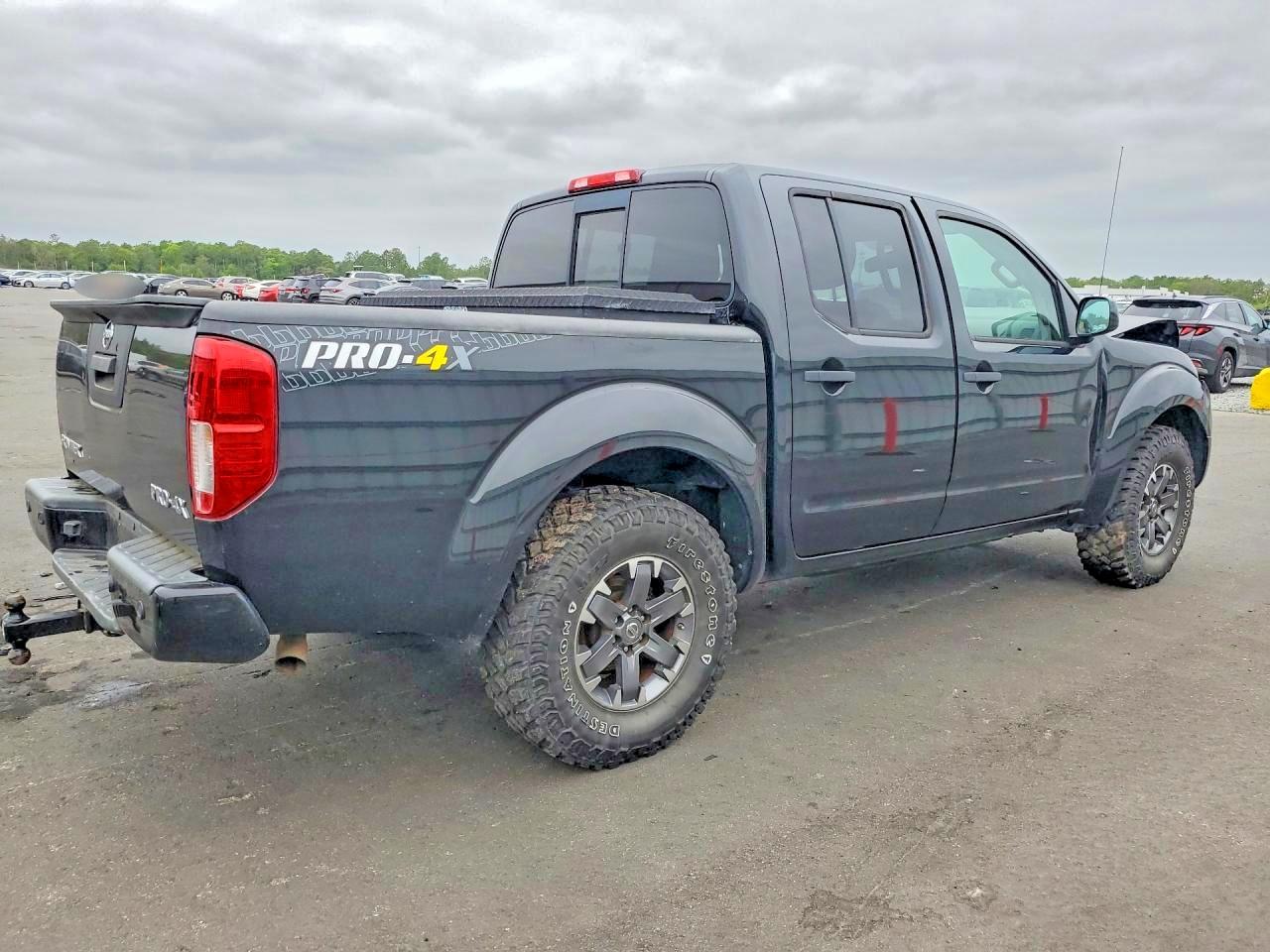 Nissan Frontier Pro-4x