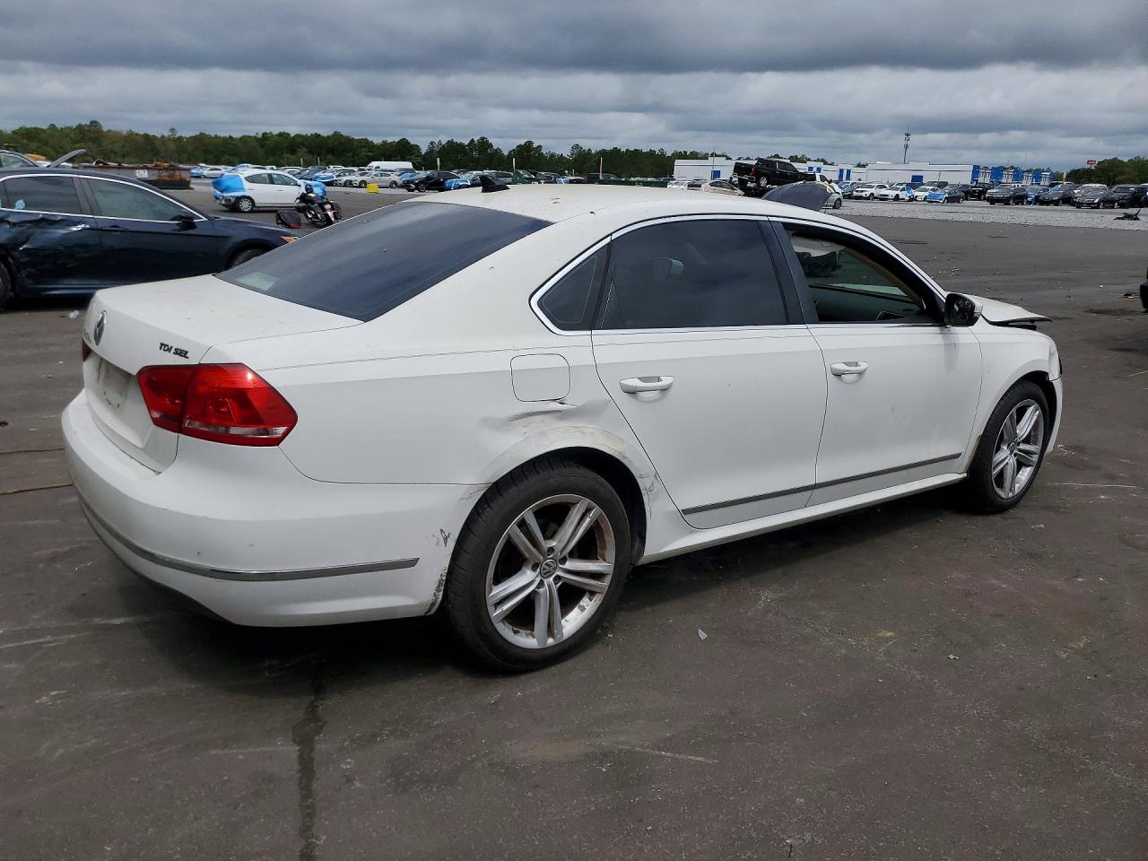 Volkswagen Passat Sel