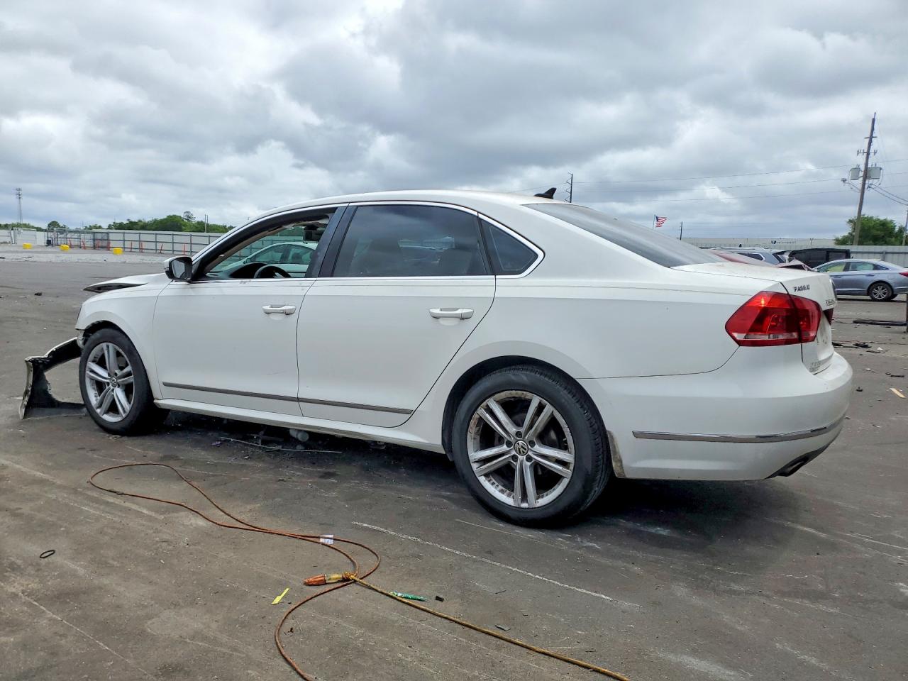 Volkswagen Passat Sel