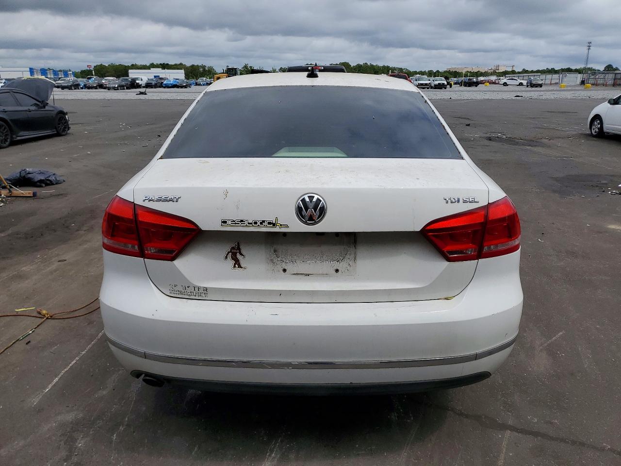 Volkswagen Passat Sel
