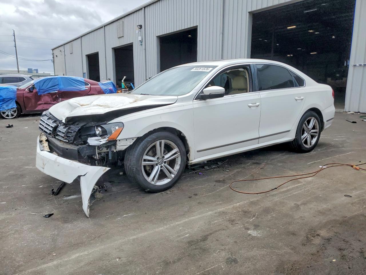 Salvage Volkswagen Passat Image
