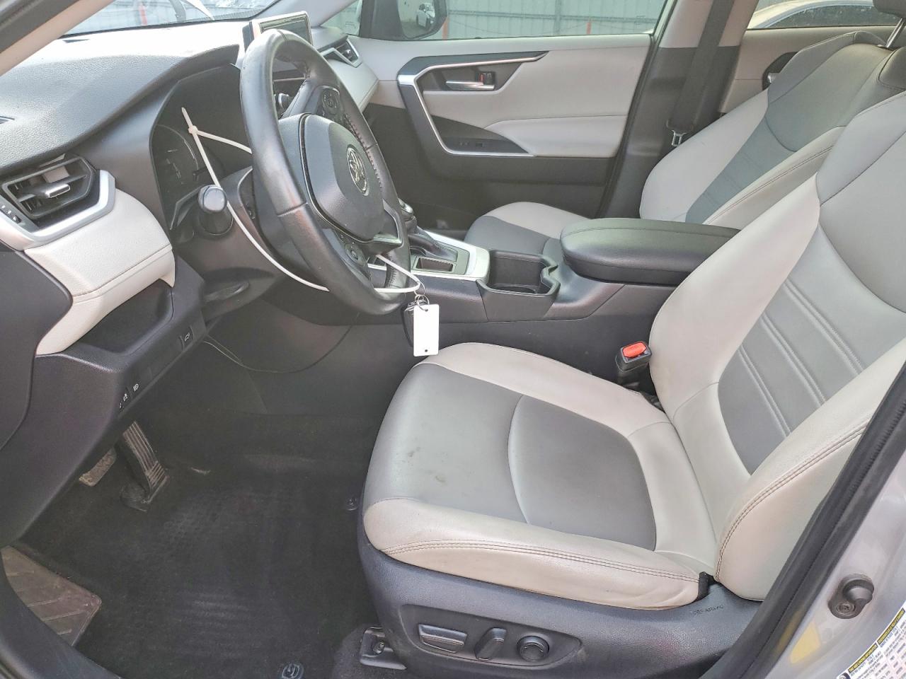 Toyota RAV4 Xle Premium