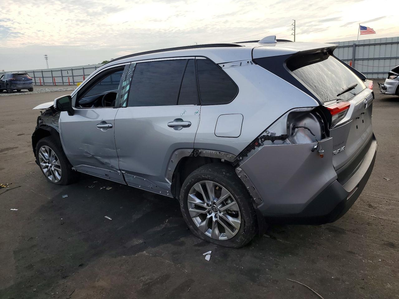 Toyota RAV4 Xle Premium