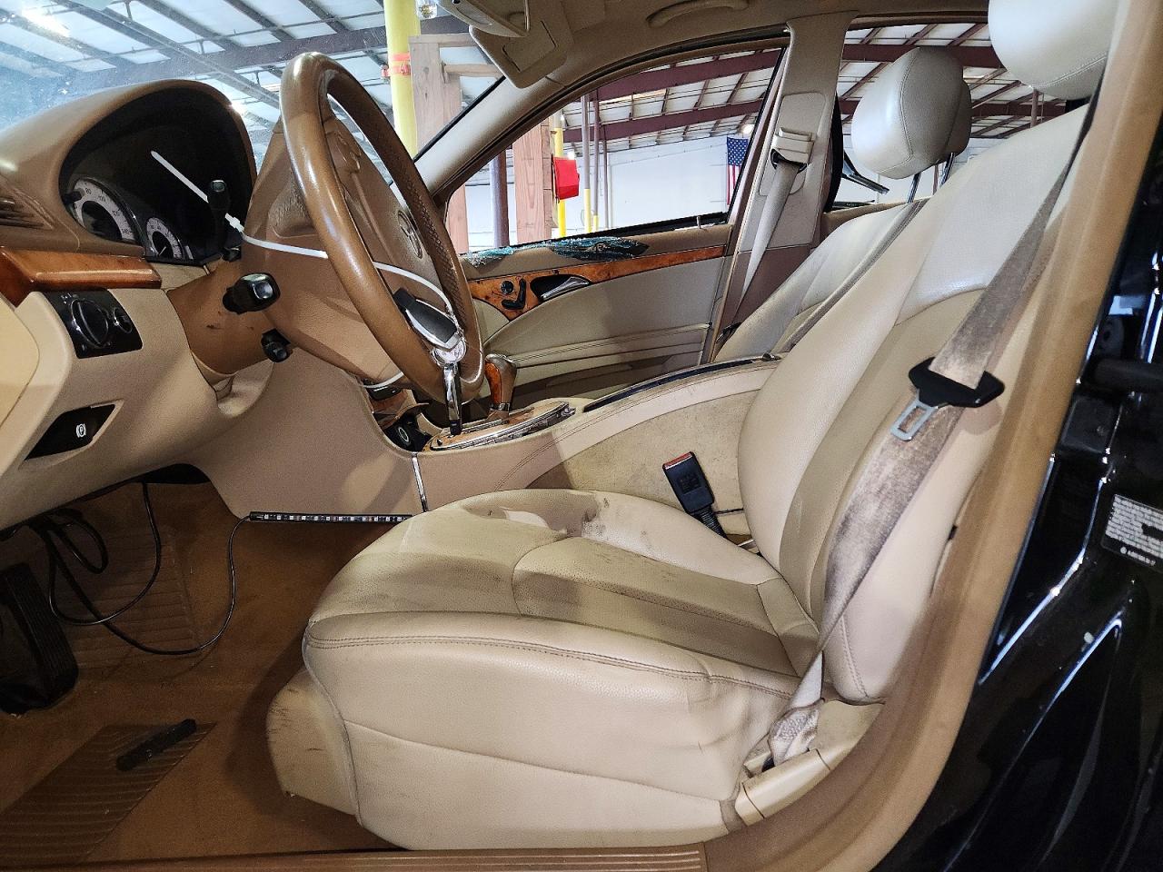 Mercedes-Benz E-Class 350