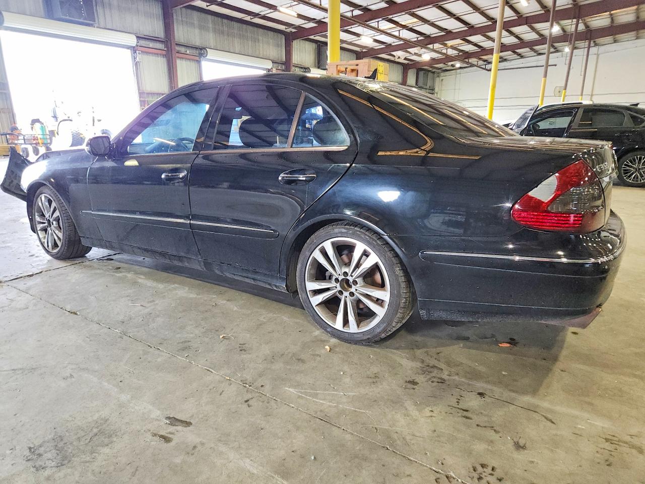 Mercedes-Benz E-Class 350