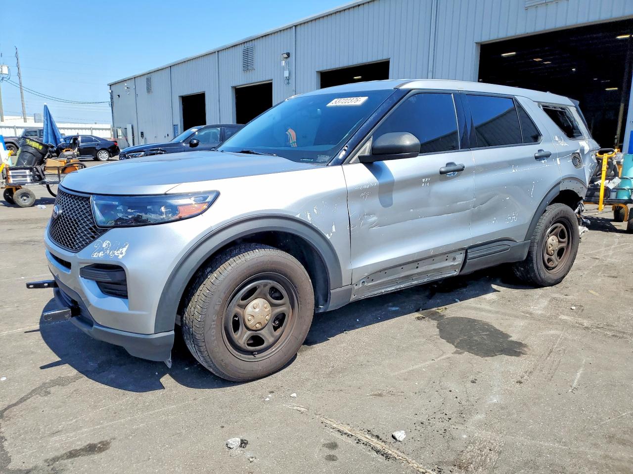 Salvage Ford Explorer Image