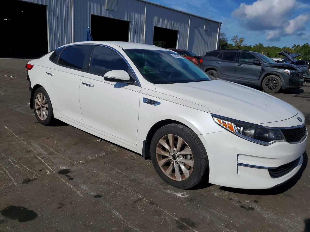 Kia Optima Lx