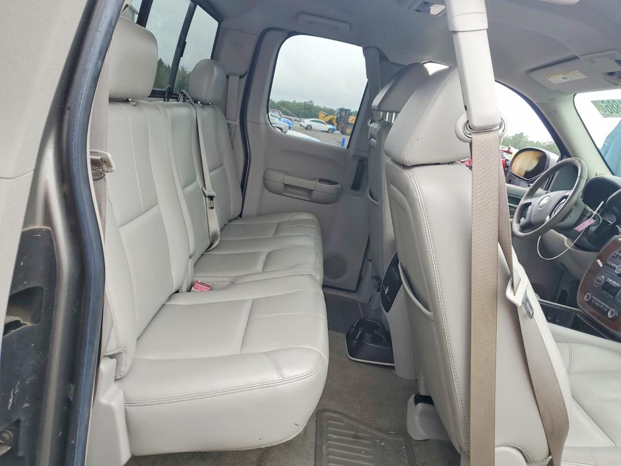 Chevrolet Silverado C1500