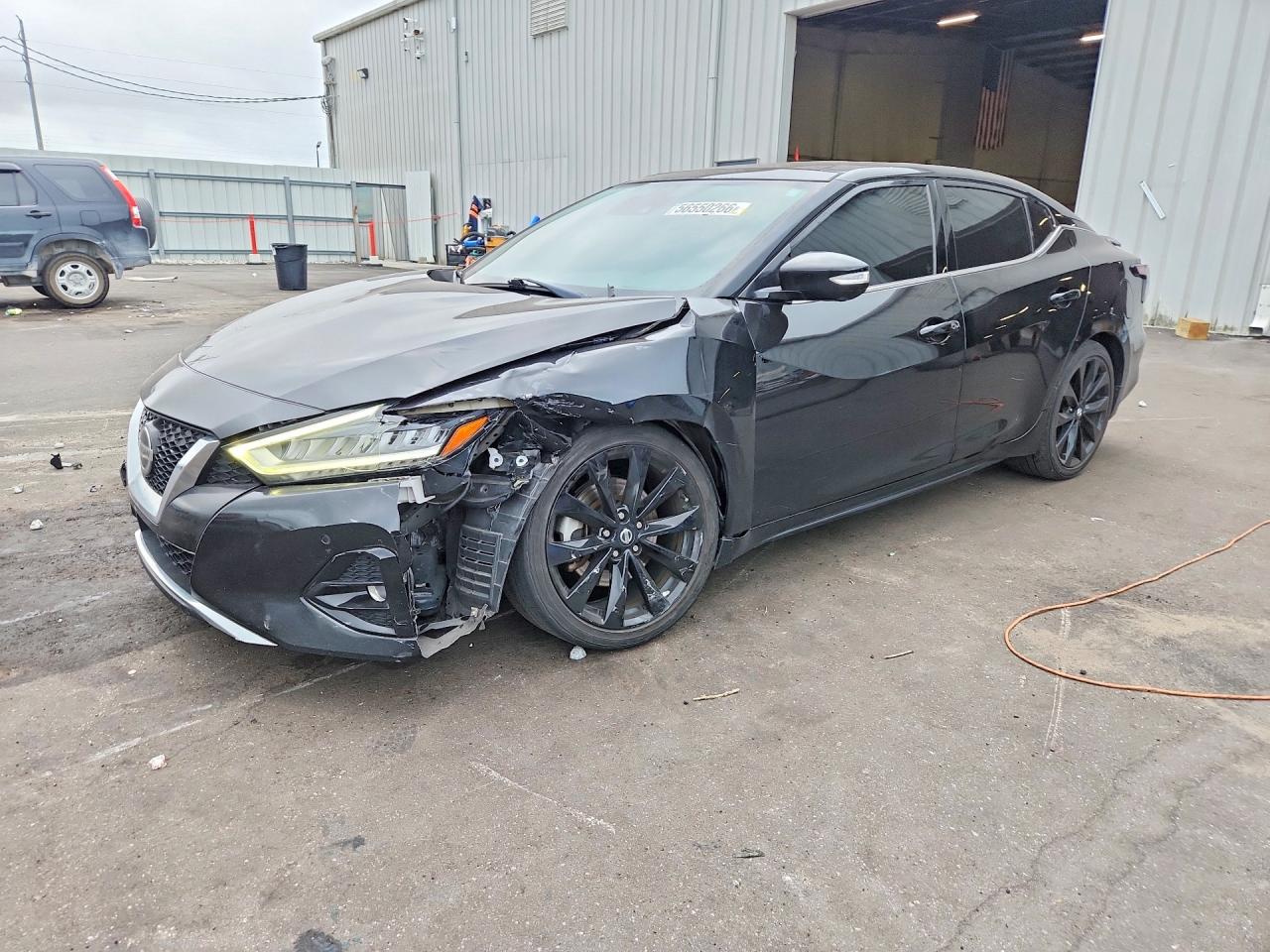 Salvage Nissan Maxima Image