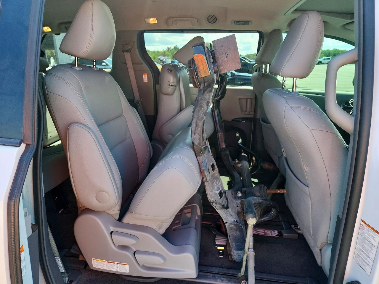 Toyota Sienna Xle 8-passenger