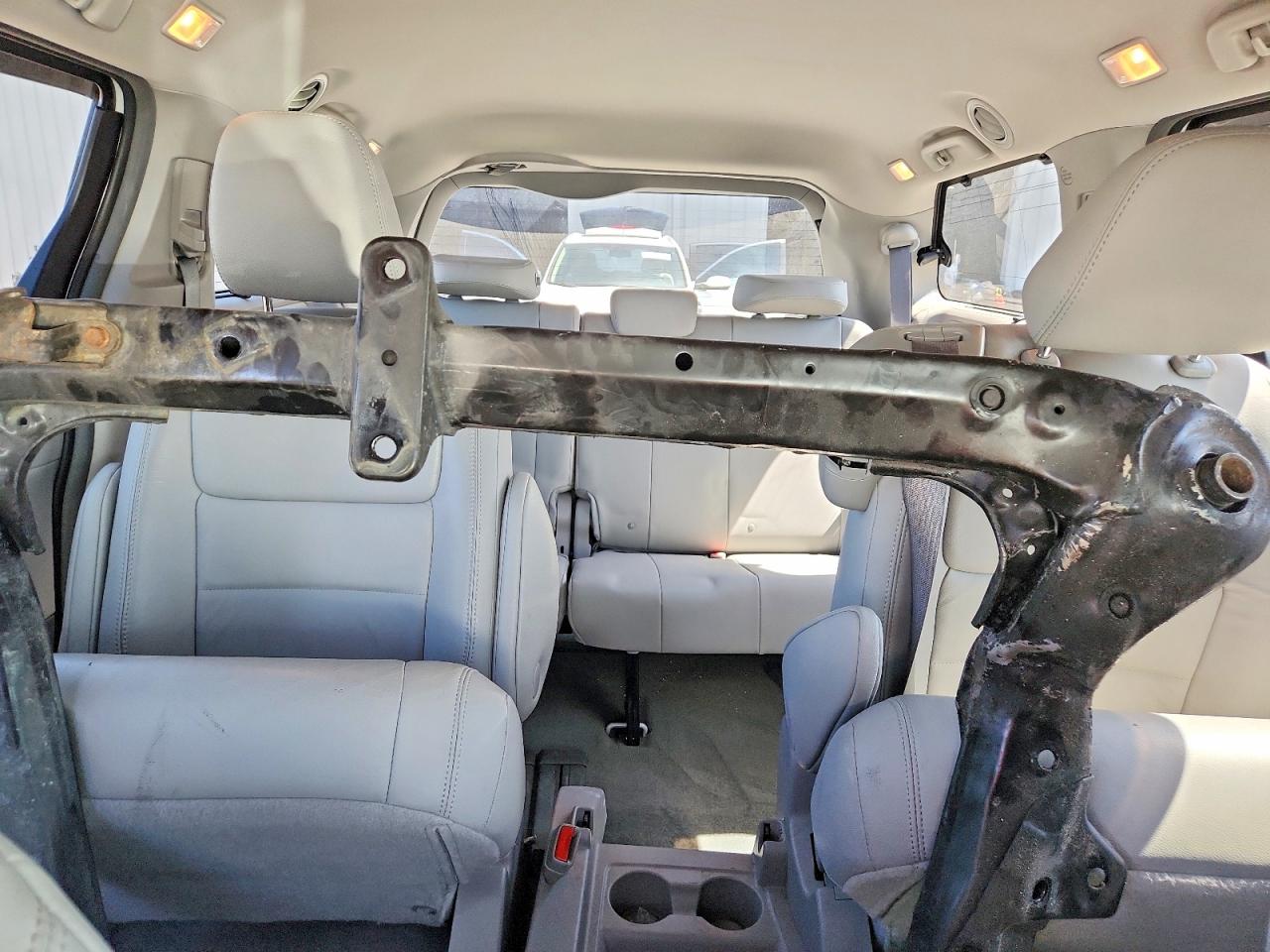 Toyota Sienna Xle 8-passenger