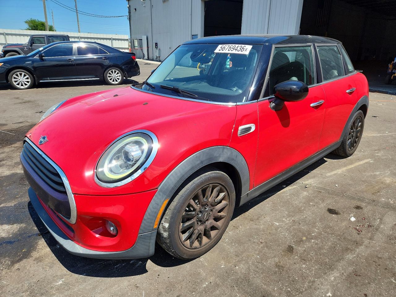 Salvage MINI Cooper Image