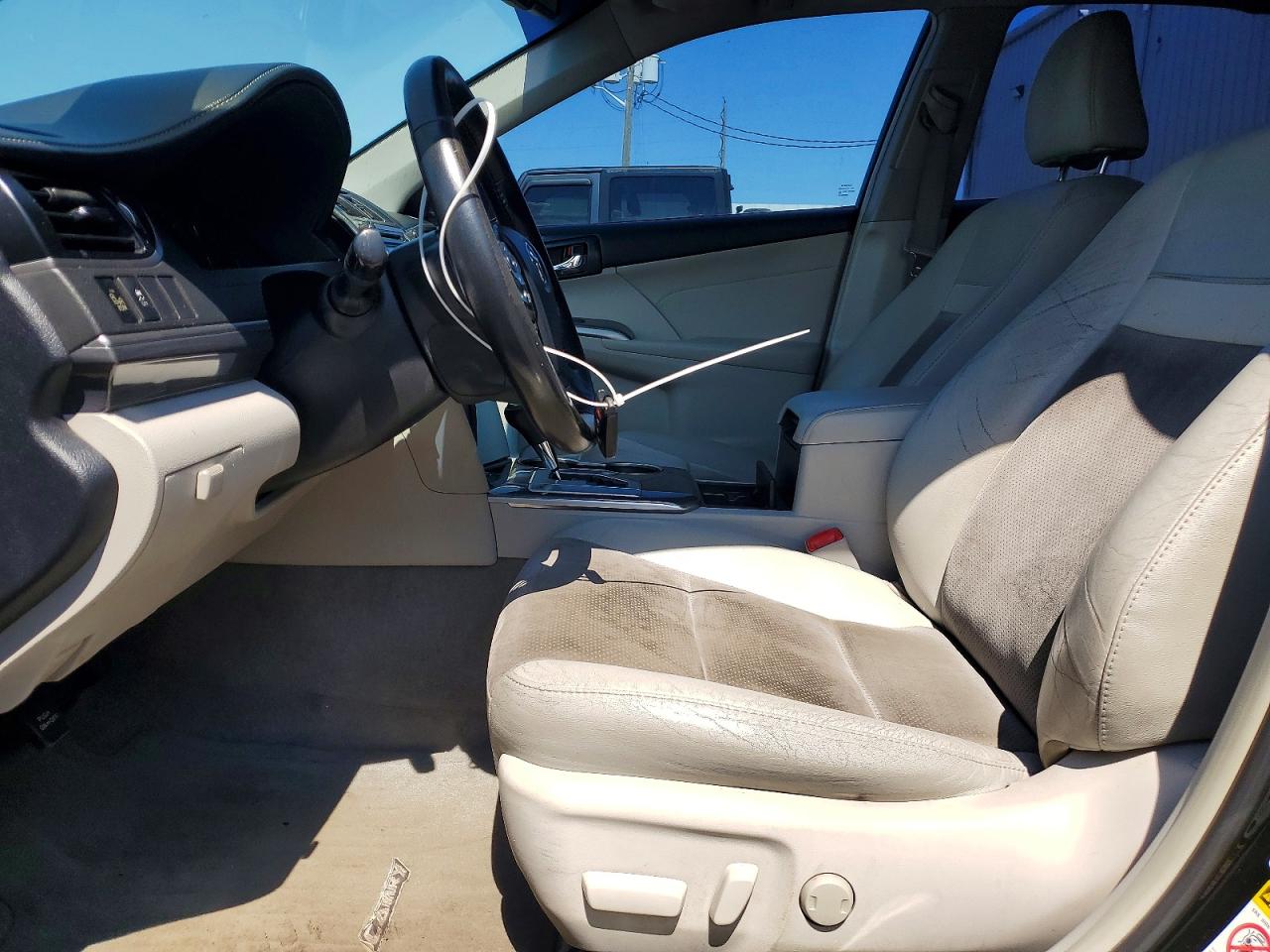 Toyota Camry Xle