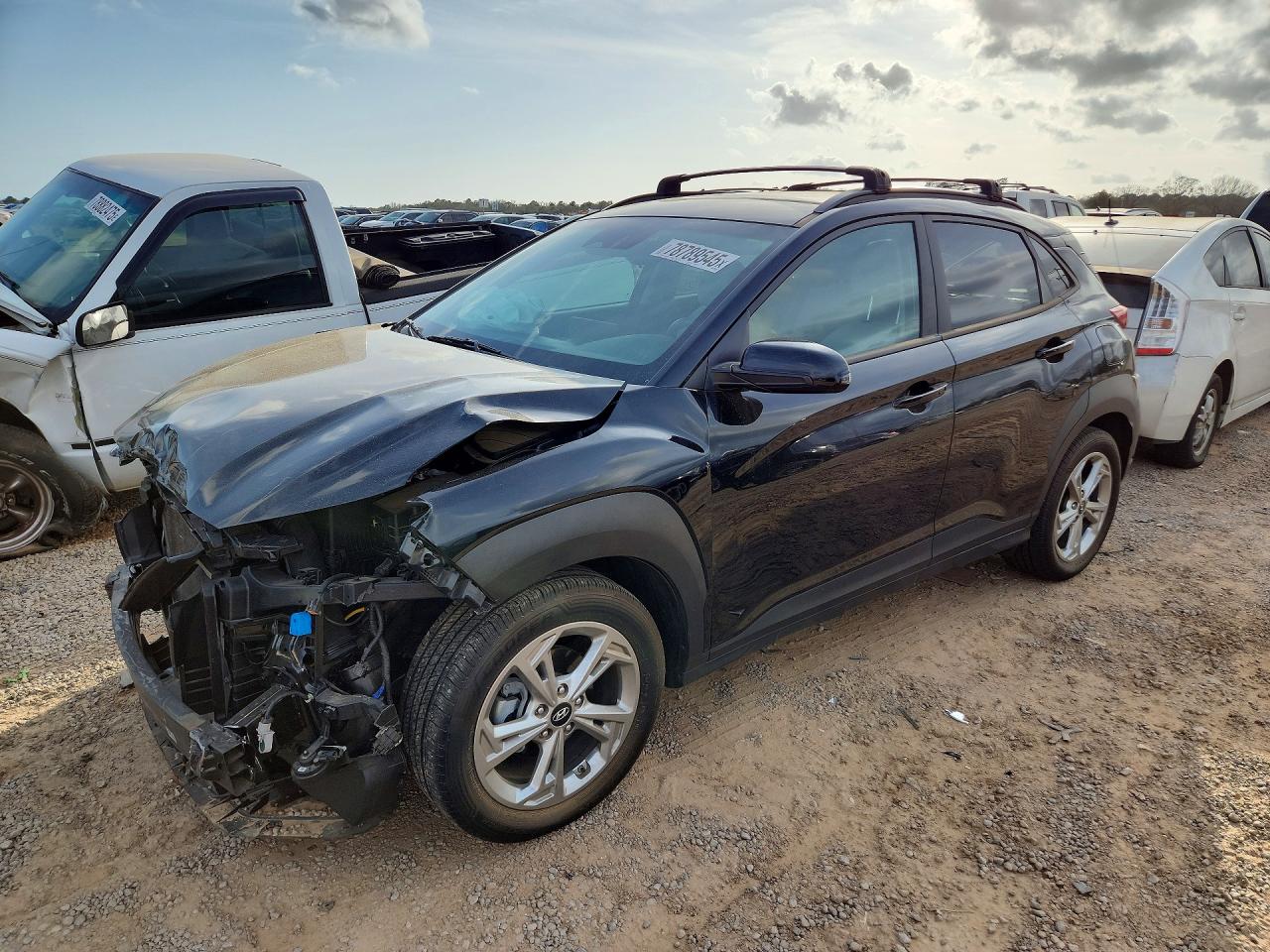 Salvage Hyundai KONA Image