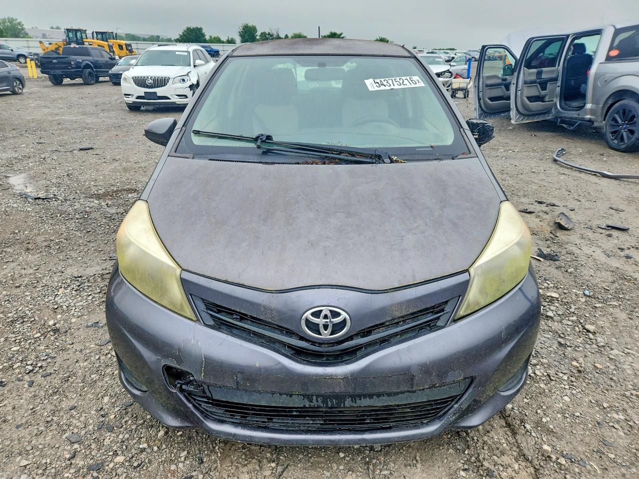 Toyota Yaris 5-door L