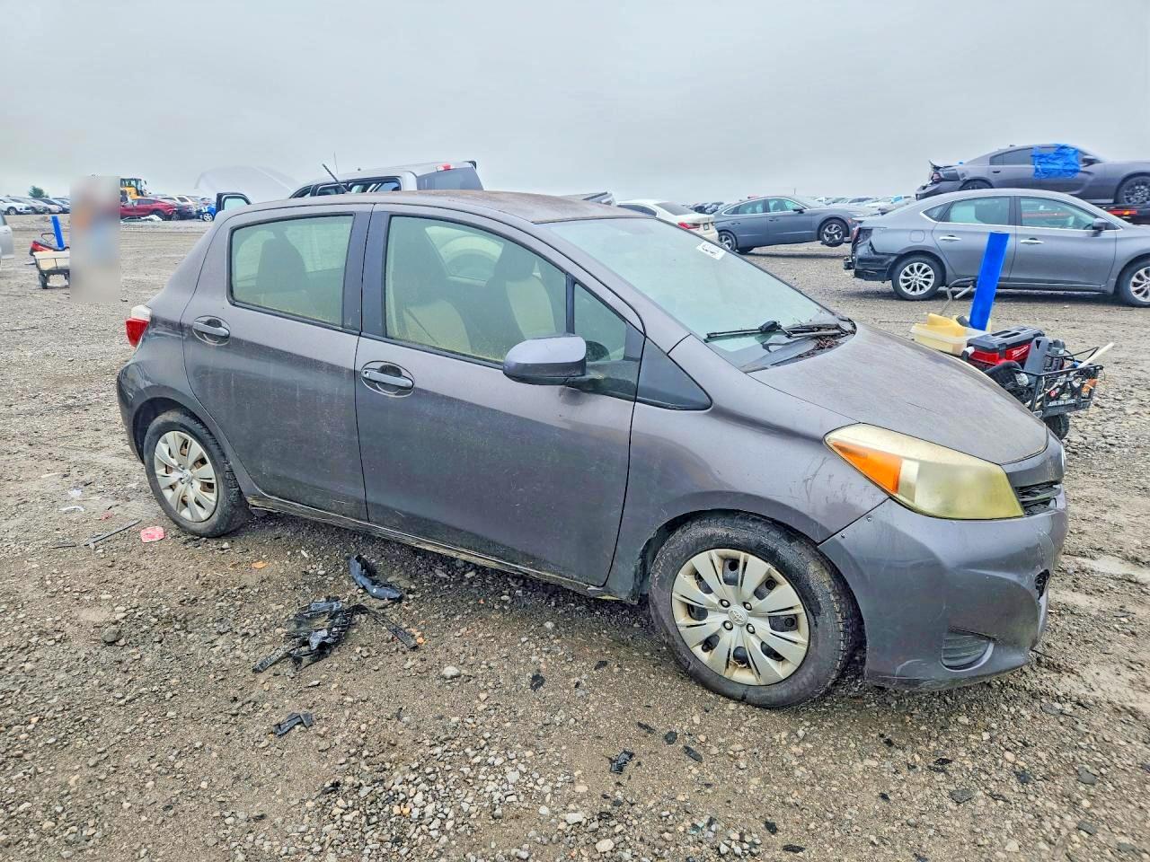 Toyota Yaris 5-door L