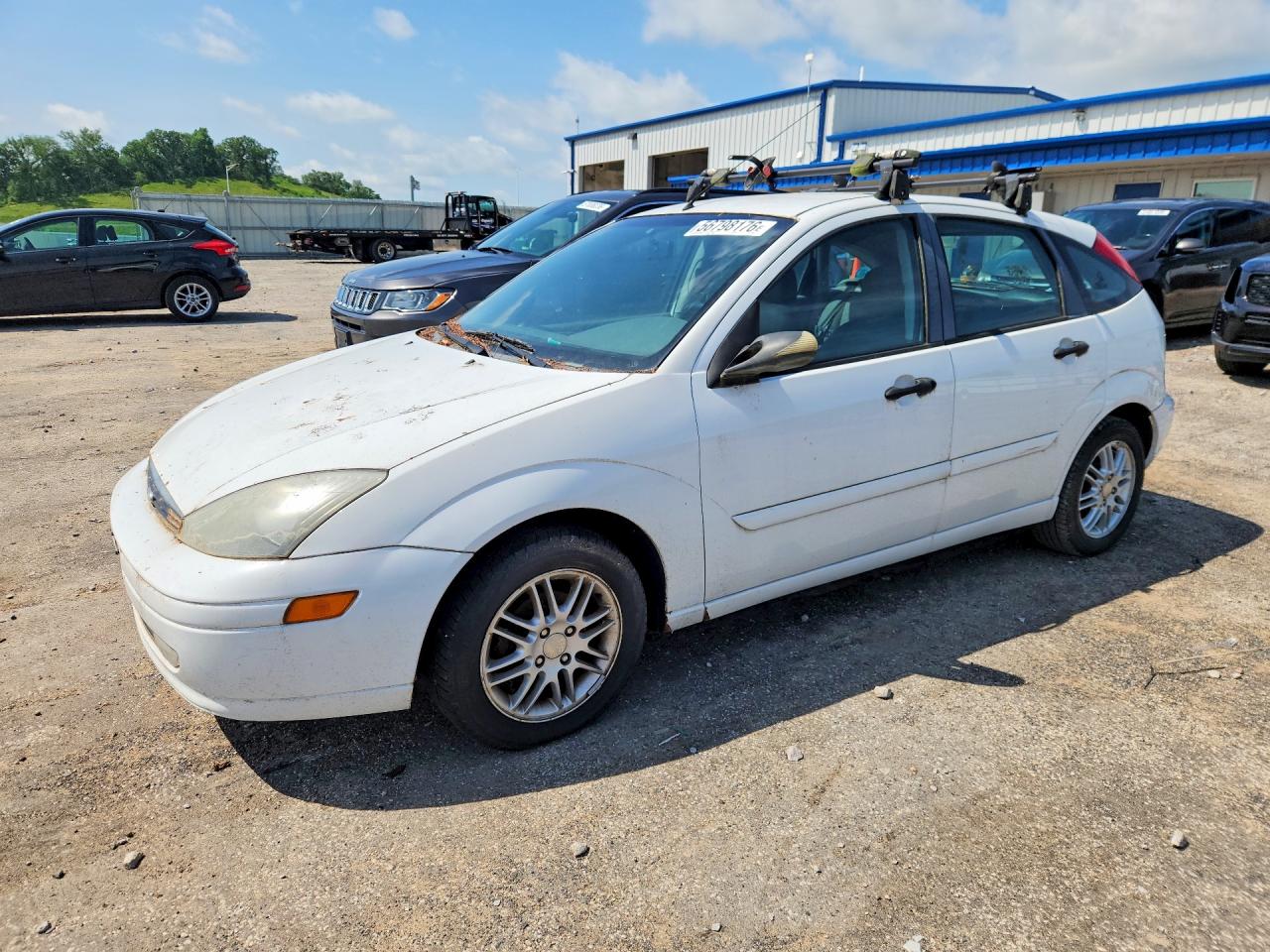 Salvage Ford Focus Image