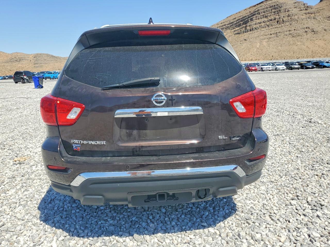 Nissan Pathfinder Platinum