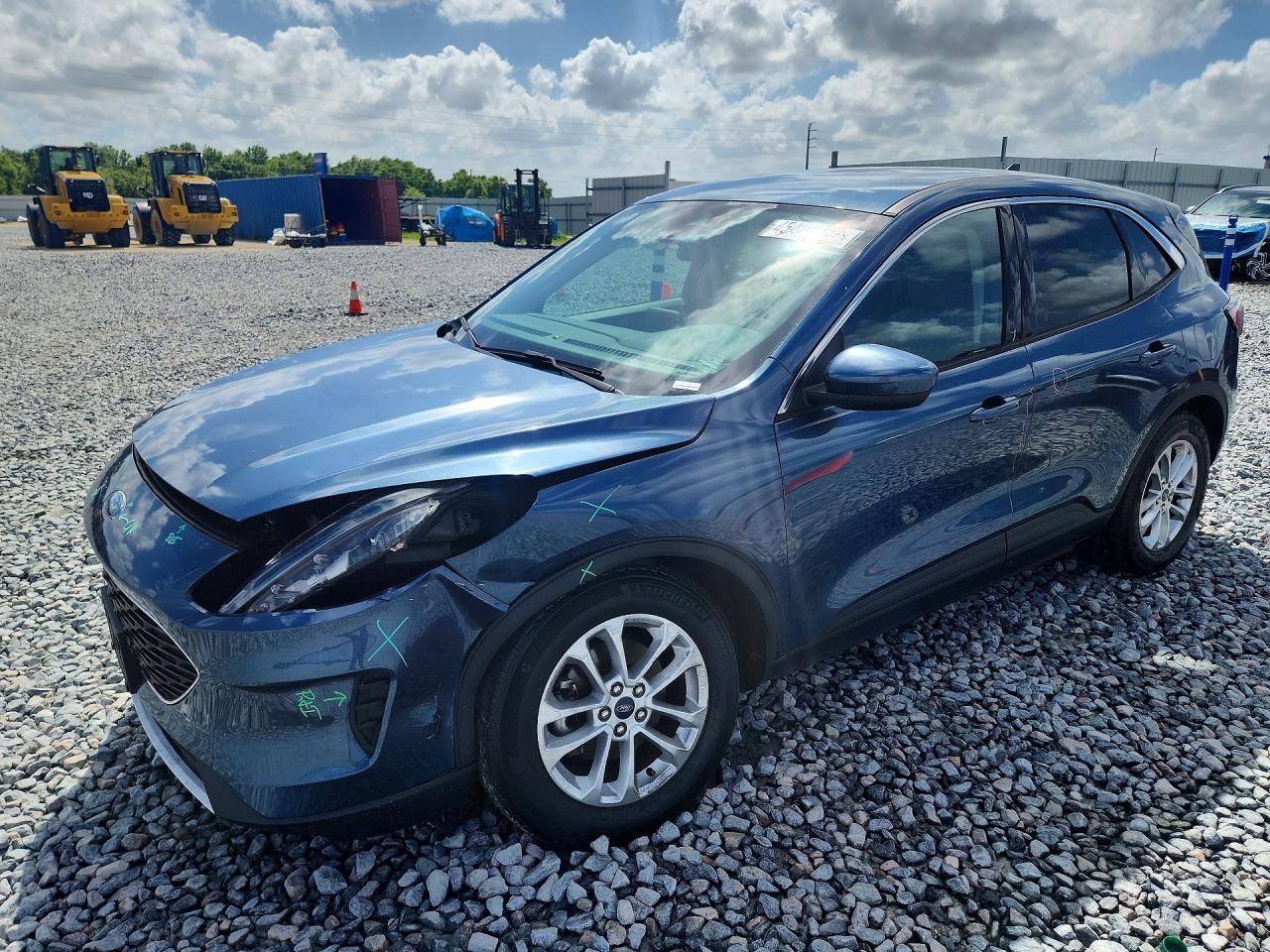 Salvage Ford Escape Image