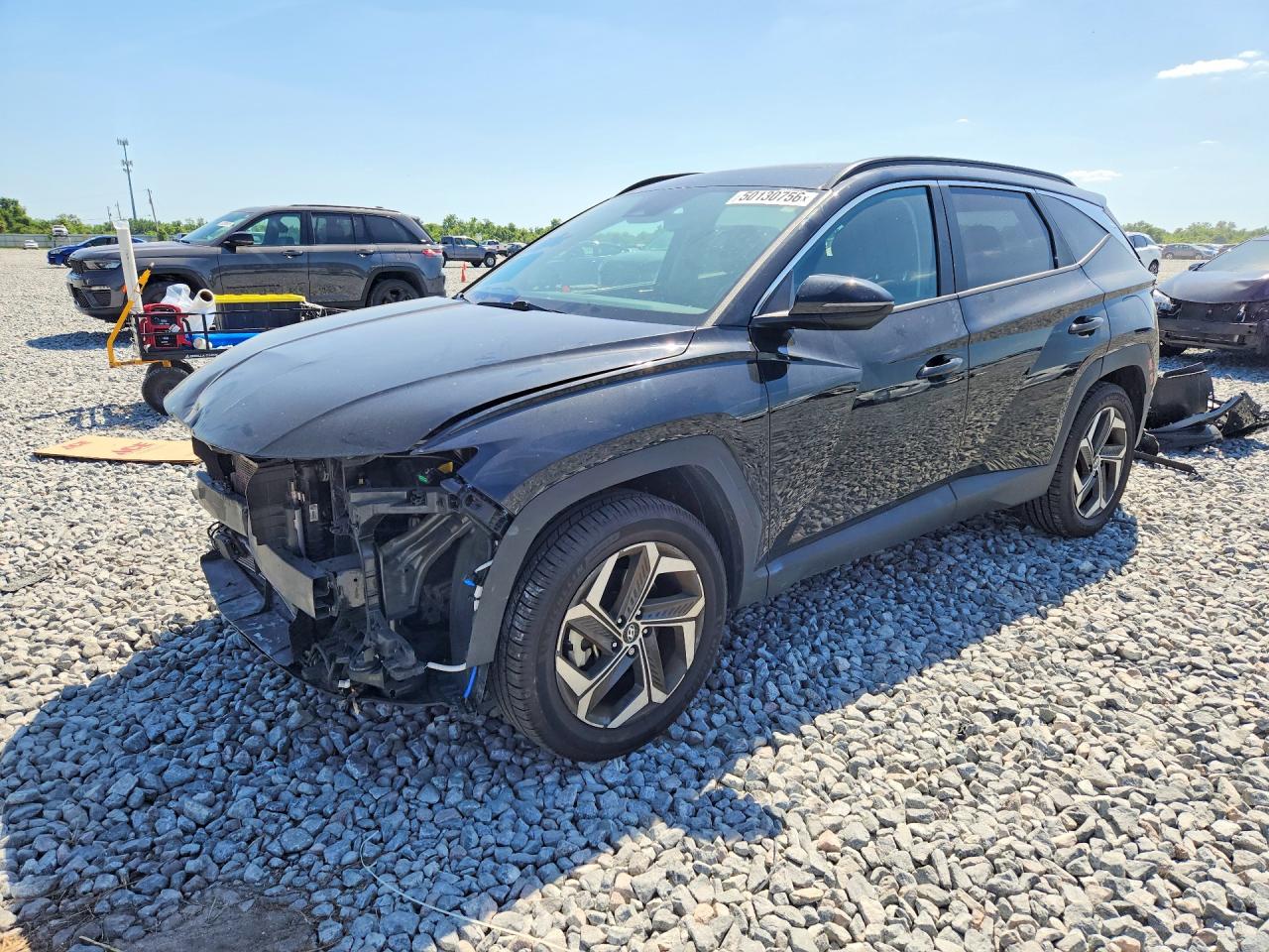 Salvage Hyundai TUCSON Image
