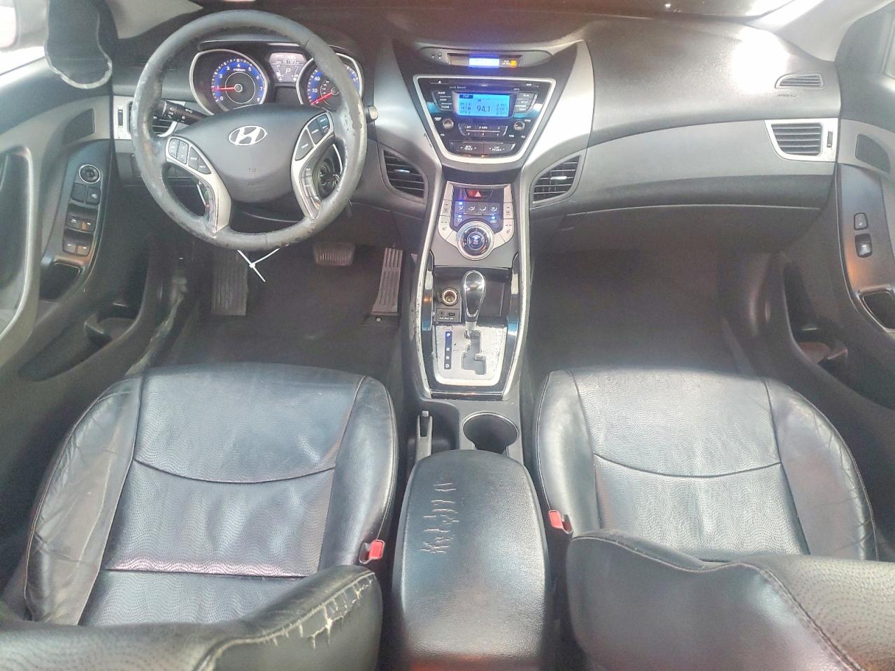 Hyundai ELANTRA Limited