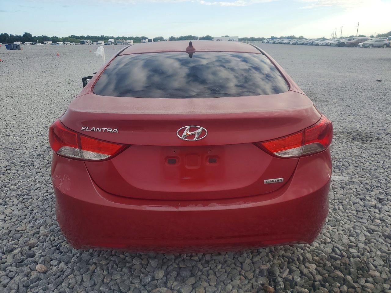 Hyundai ELANTRA Limited