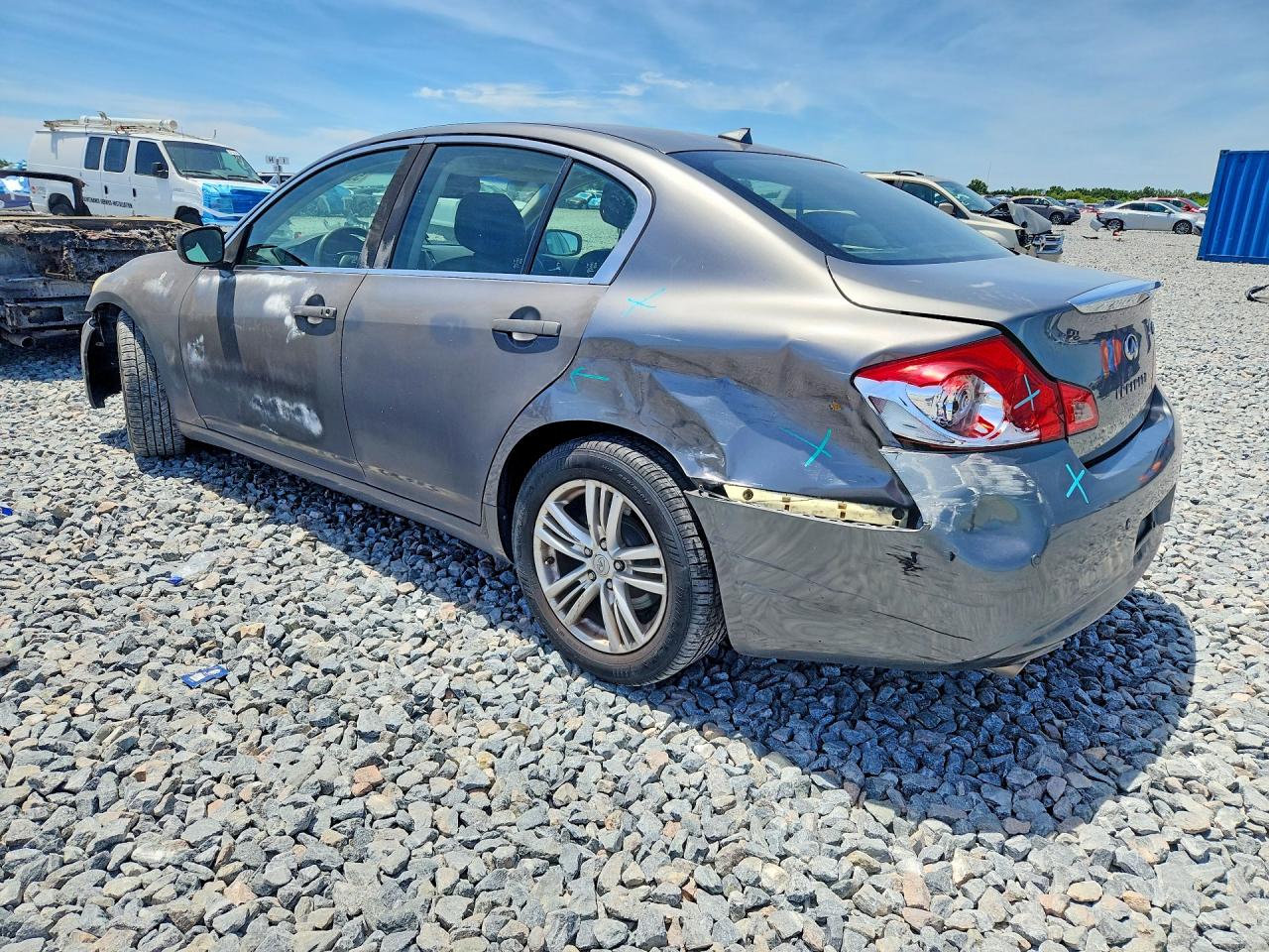 INFINITI G37 Journey