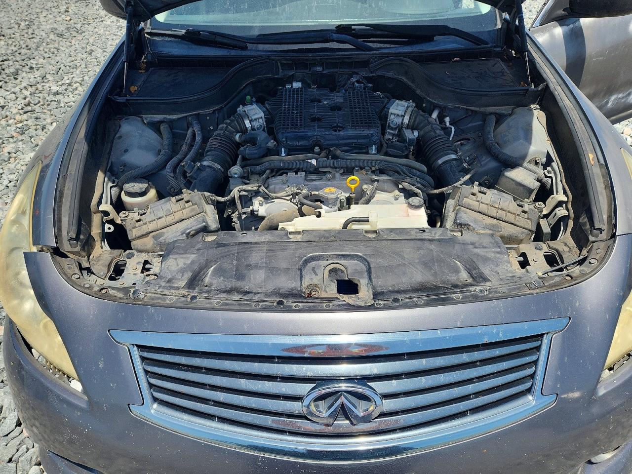 INFINITI G37 Journey