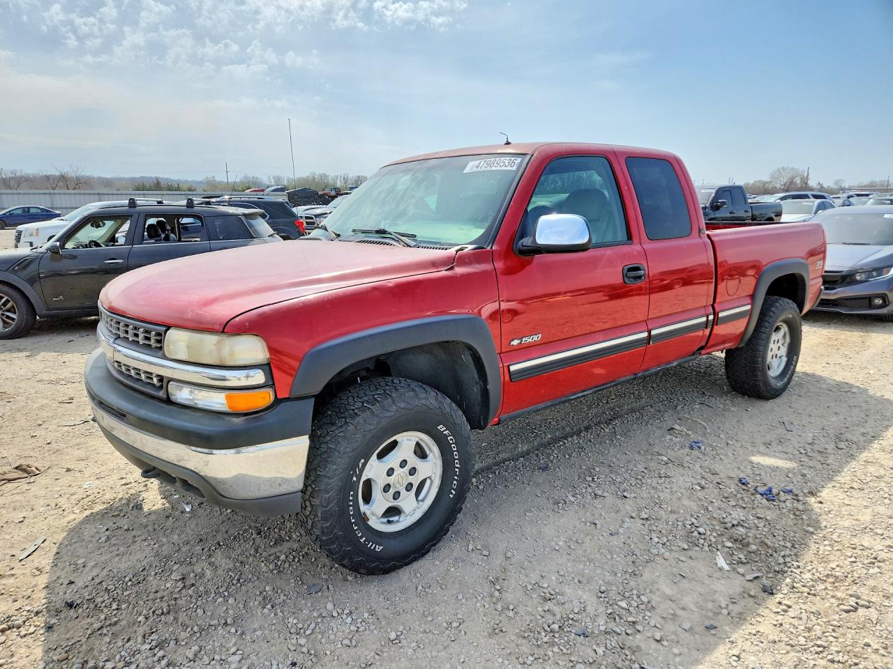 Salvage Chevrolet Silverado Image