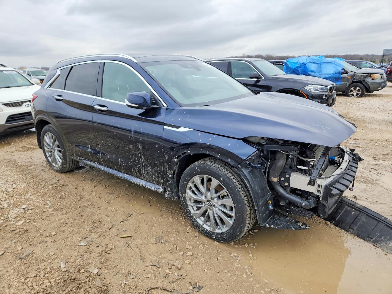 INFINITI Qx Luxe