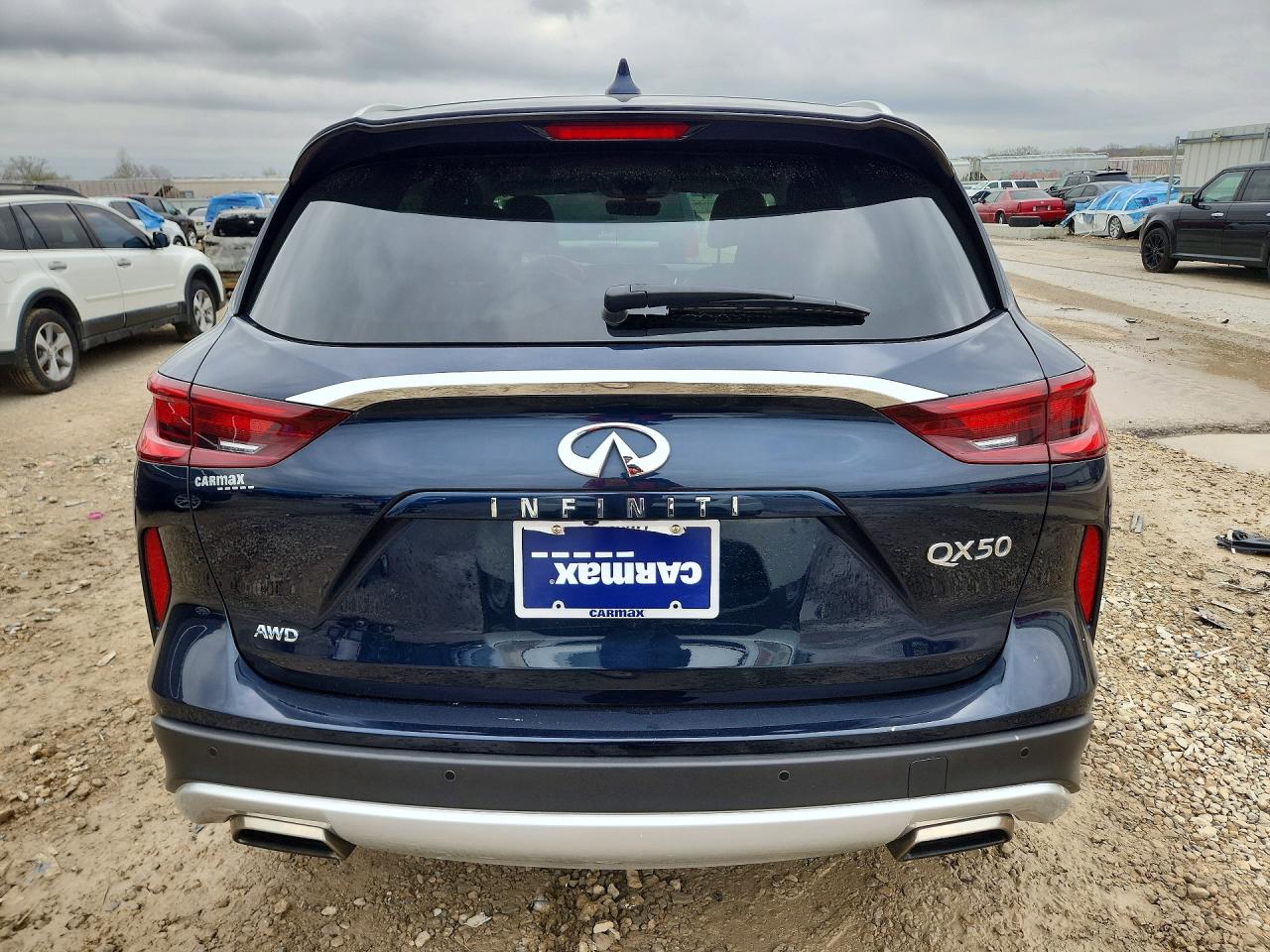 INFINITI Qx Luxe