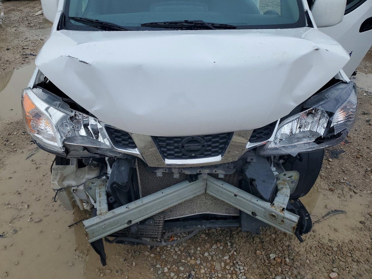 Nissan Nv Sv