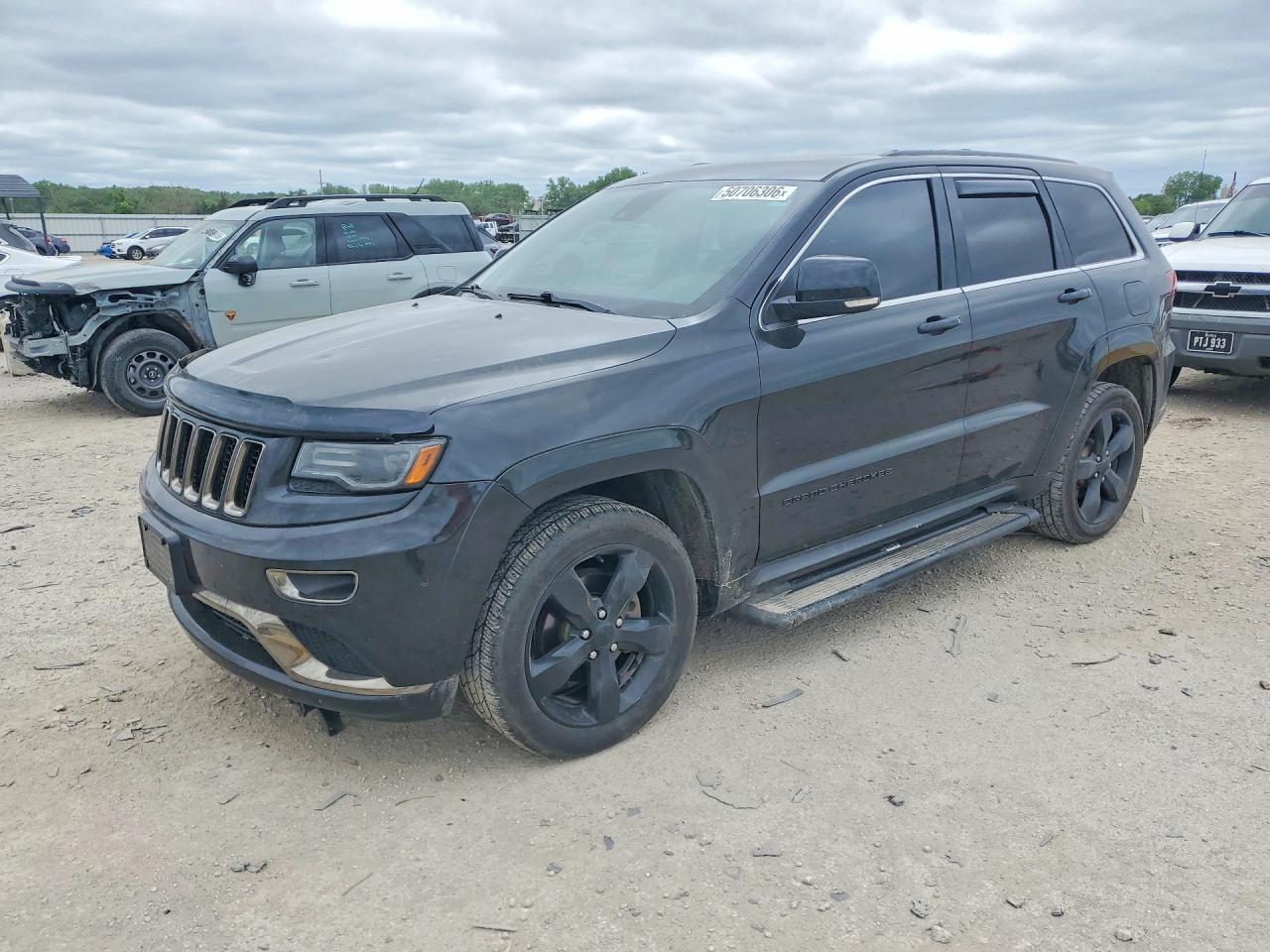 Salvage Jeep Cherokee Image