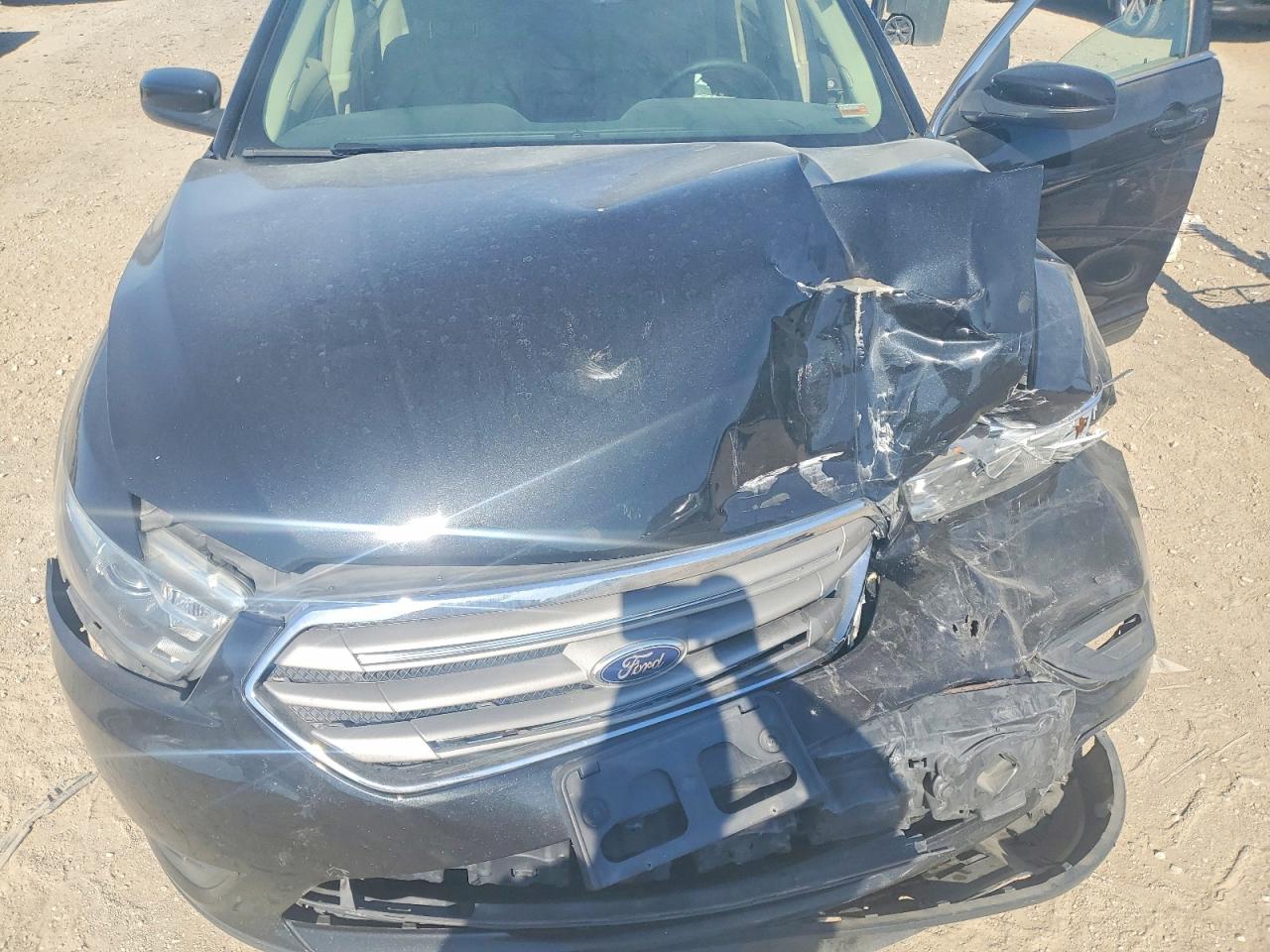 Ford Taurus Sel