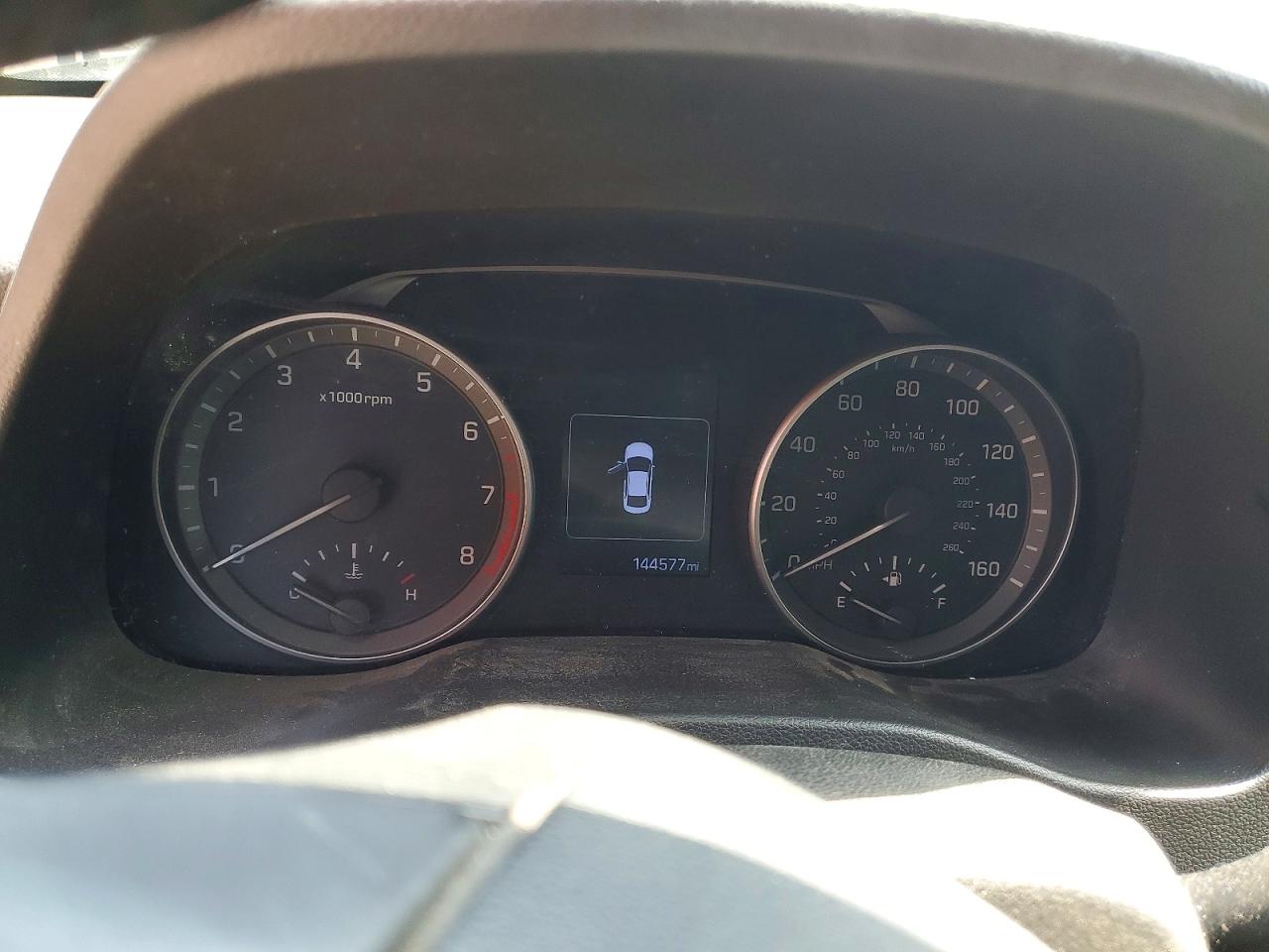 Hyundai ELANTRA Value Edition